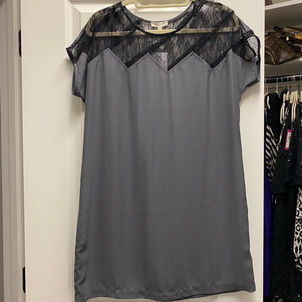 Boutique Grey dress with lace detail